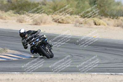 media/Nov-16-2025-Race Pace (Sun) [[8c5fa54630]]/Non Verified Riders (1st 20 Minutes)/2-Turn 10 (1010am)/